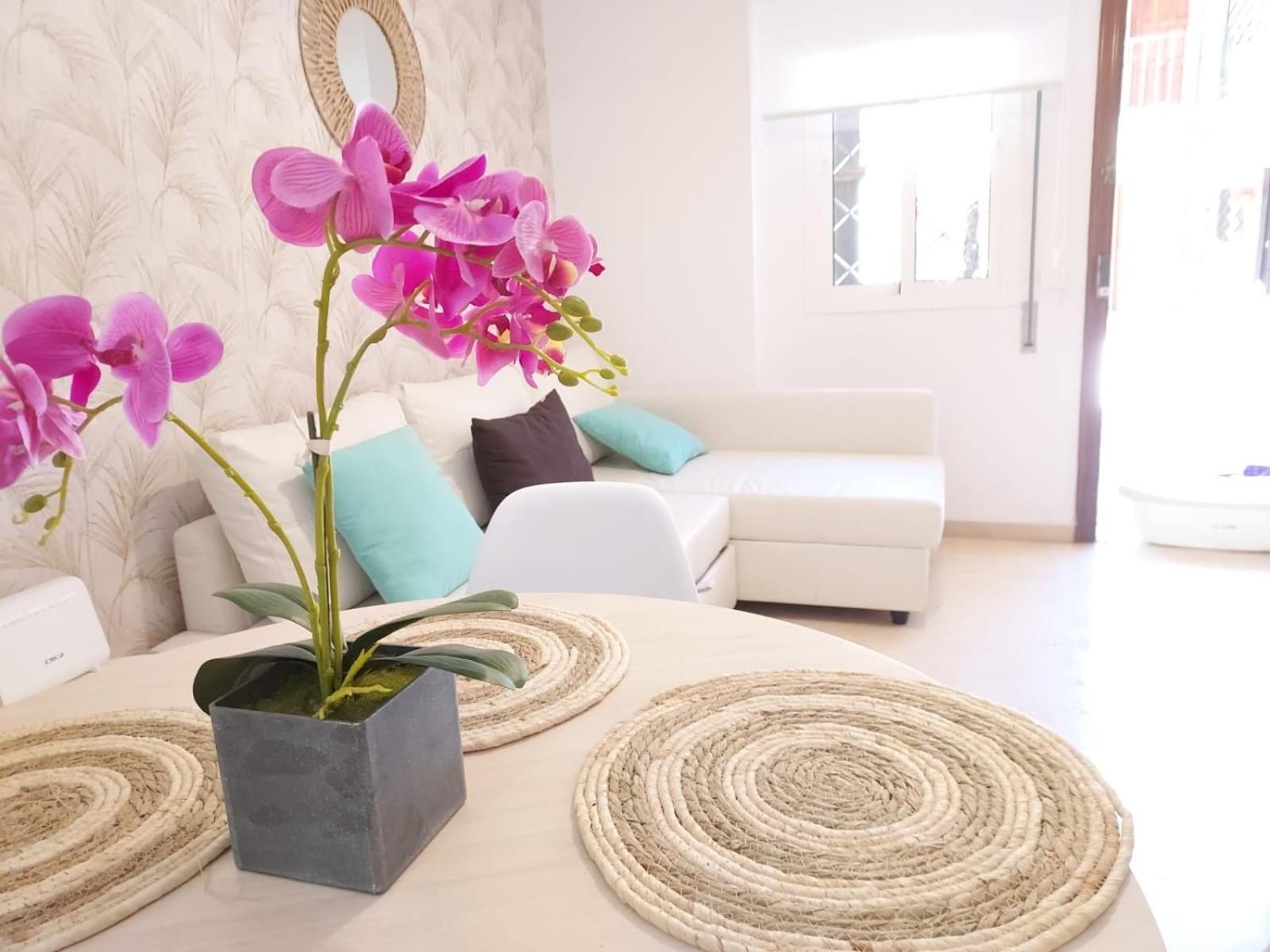 En Patio Sevillano Alameda-Isla Magica Екстер'єр фото