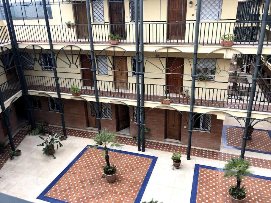 En Patio Sevillano Alameda-Isla Magica Екстер'єр фото